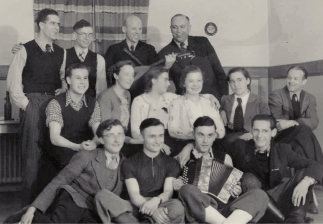 Employees 1939 - first foreign connections